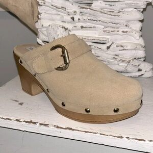 Women's Beige Suede Clogs with Buckle